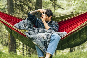 CAMPING IN A HAMMOCK - WHAT DO YOU NEED TO REMEMBER?